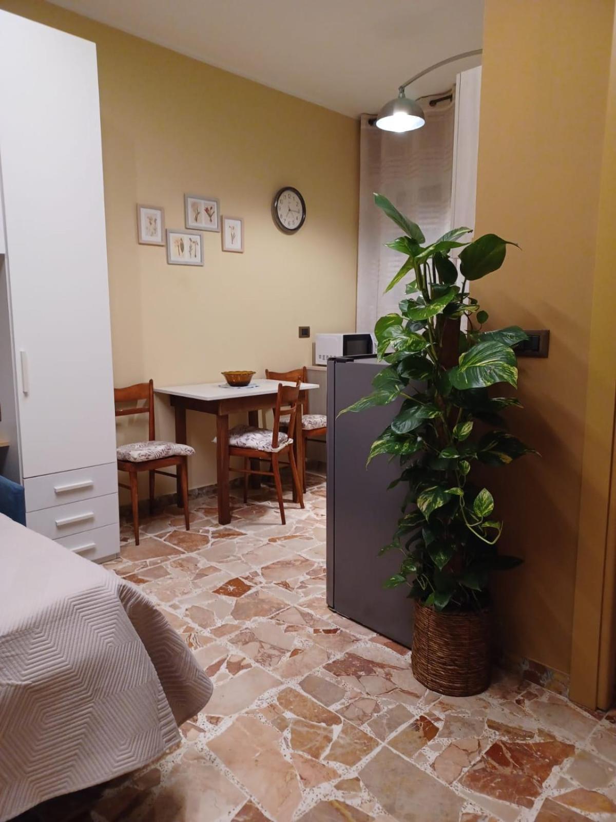 Ferienwohnung Ca Da Curt Monolocale Priocca Exterior foto